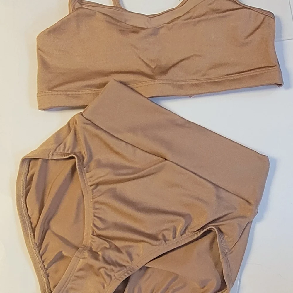 Dance Set - Picture 1 of 2
